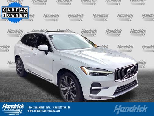 2023 Volvo XC60 Plus Bright Theme