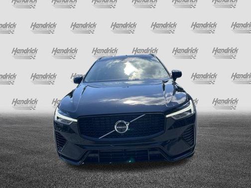 2025 Volvo XC60 Plug-In Hybrid T8 Plus
