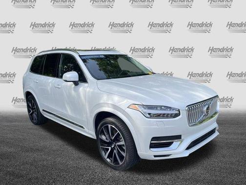 2022 Volvo XC90 Recharge Plug-In Hybrid T8 Inscription Expression Extended Range 6P