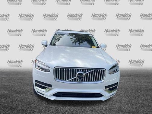 2022 Volvo XC90 Recharge Plug-In Hybrid T8 Inscription Expression Extended Range 6P