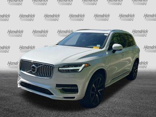 2022 Volvo XC90 Recharge Plug-In Hybrid T8 Inscription Expression Extended Range 6P