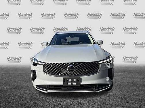 2025 Volvo XC90 Plus