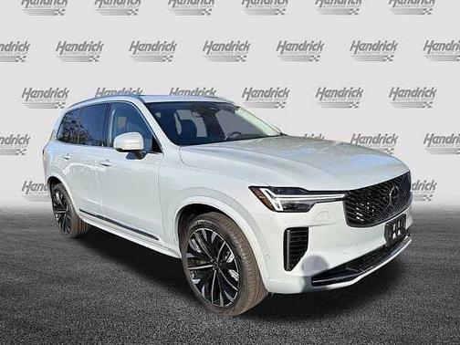 2025 Volvo XC90 Plus