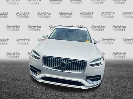 2024 Volvo XC90 B6 Ultimate Bright Theme 7-Seater