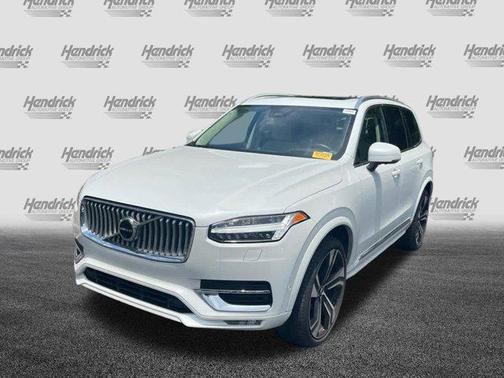 2024 Volvo XC90 B6 Ultimate Bright Theme 7-Seater