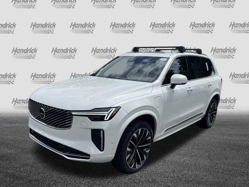 2025 Volvo XC90 Plug-In Hybrid T8 Plus 7-Seater