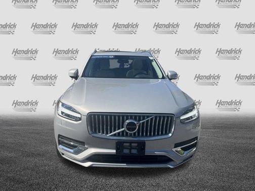 2024 Volvo XC90 B6 Plus Bright Theme 7-Seater