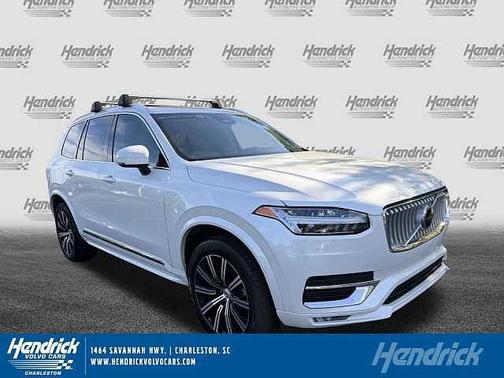 Crystal White 2025 Volvo XC90 Core