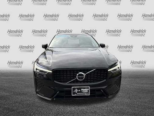 2023 Volvo XC60 Plus