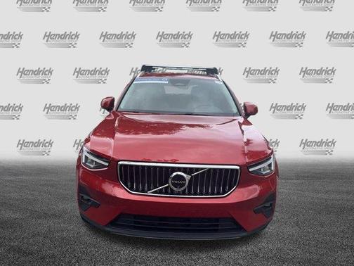 2024 Volvo XC40 B5 Plus Bright Theme