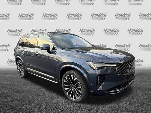 2025 Volvo XC90 Plus