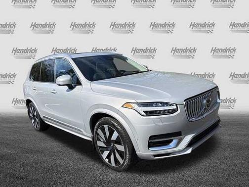 2023 Volvo XC90 Ultimate Bright Theme