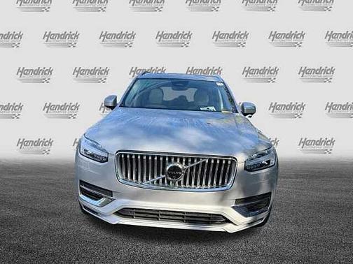 2023 Volvo XC90 Ultimate Bright Theme