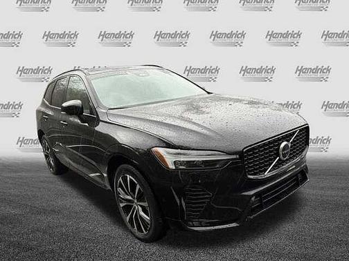 2023 Volvo XC60 Plus