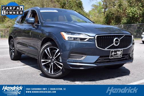Photo 1 of 3 of 2019 Volvo XC60 Momentum