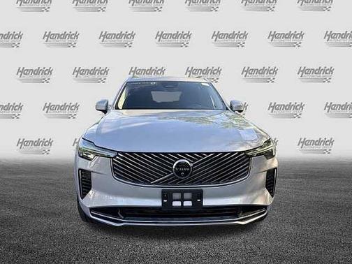 Silver Dawn 2025 Volvo XC90 Plus