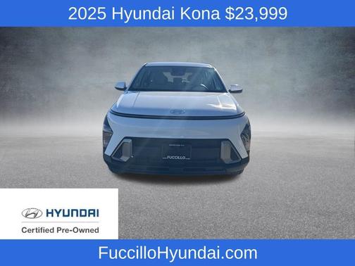 2025 Hyundai KONA SE