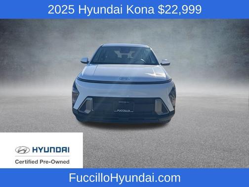 2025 Hyundai KONA SE