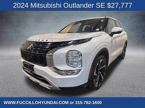 2024 Mitsubishi Outlander SE