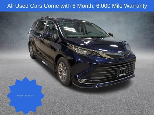 2023 Toyota Sienna XLE