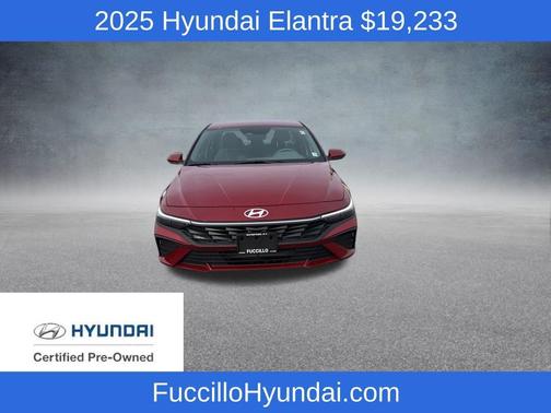 2025 Hyundai ELANTRA SE