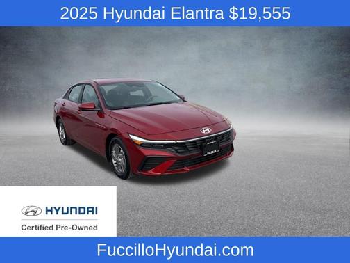 2025 Hyundai ELANTRA SE