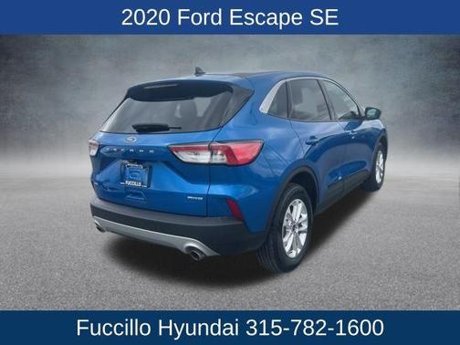 2020 Ford Escape SE