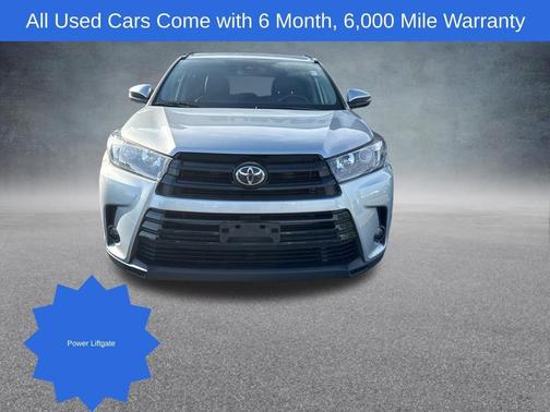Celestial Silver Metallic 2019 Toyota Highlander SE