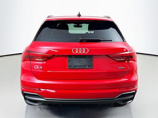 2024 Audi Q3 45 S line Premium Plus