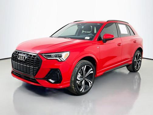2024 Audi Q3 45 S line Premium Plus