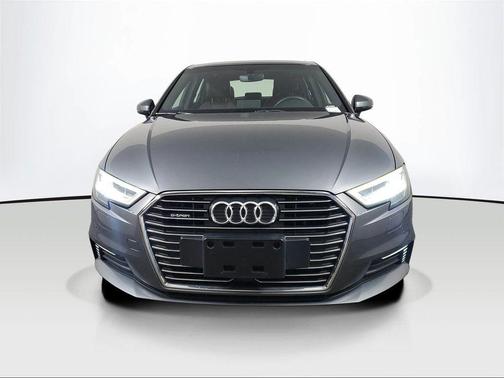 2017 Audi A3 e-tron 1.4T Tech Premium Plus