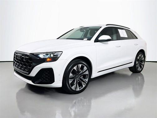 2024 Audi Q8 55 Premium Plus