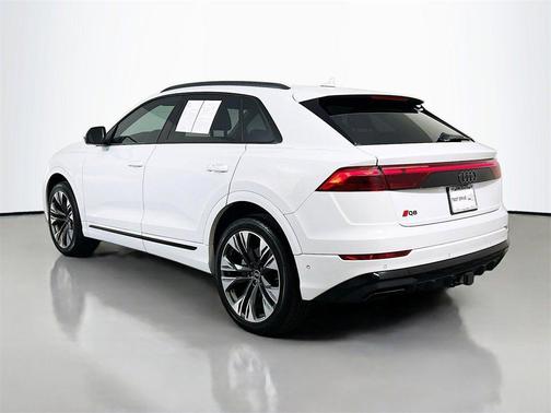 2024 Audi Q8 55 Premium Plus