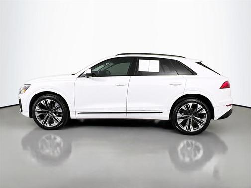 2024 Audi Q8 55 Premium Plus