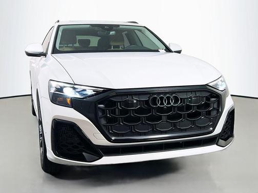 2024 Audi Q8 55 Premium Plus