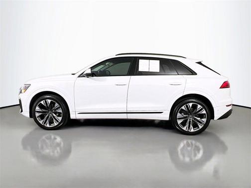 2024 Audi Q8 55 Premium Plus