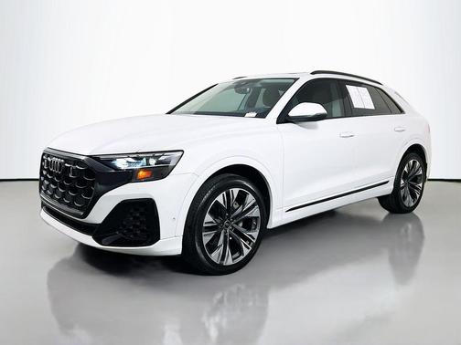 2024 Audi Q8 55 Premium Plus