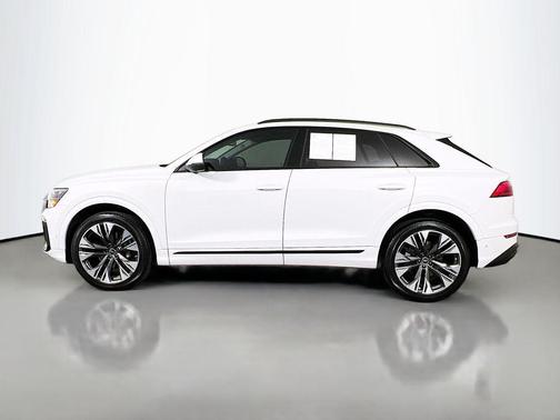 2024 Audi Q8 55 Premium Plus
