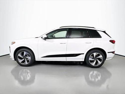 2025 Audi Q6 e-tron Premium Plus quattro