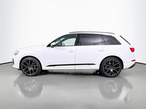 2025 Audi Q7 55 Prestige