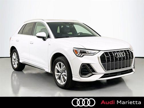 2023 Audi Q3 45 S line Premium Plus