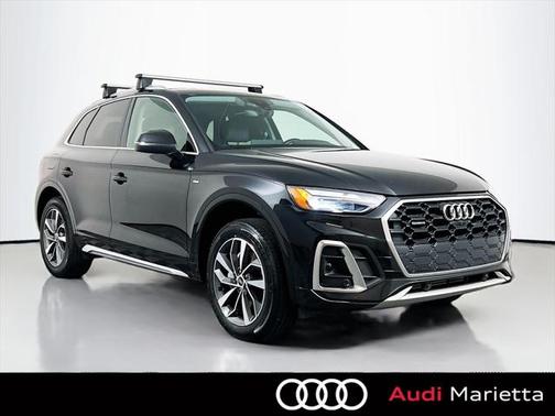 2023 Audi Q5 45 S line Premium Plus