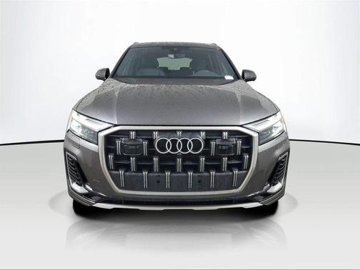 2025 Audi Q7 45 Premium