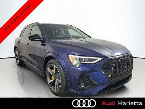 Navarra Blue Metallic 2022 Audi e-tron S Premium Plus