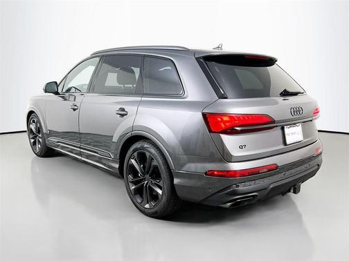 2026 Audi Q7 55 Premium Plus