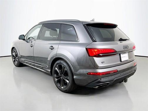 2026 Audi Q7 55 Premium Plus