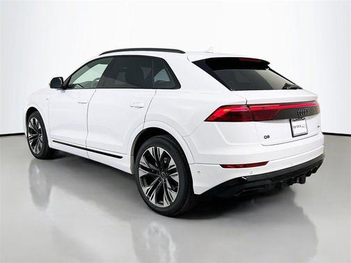 2026 Audi Q8 55 Premium Plus