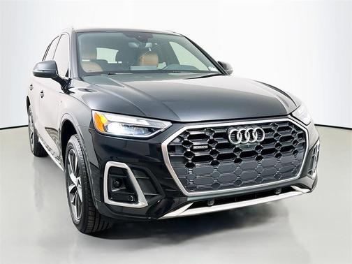 2022 Audi Q5 45 S line Premium Plus