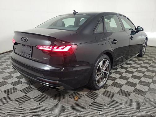 2023 Audi A4 45 S line Premium Plus