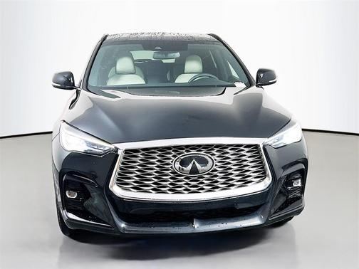 2023 INFINITI QX55 LUXE
